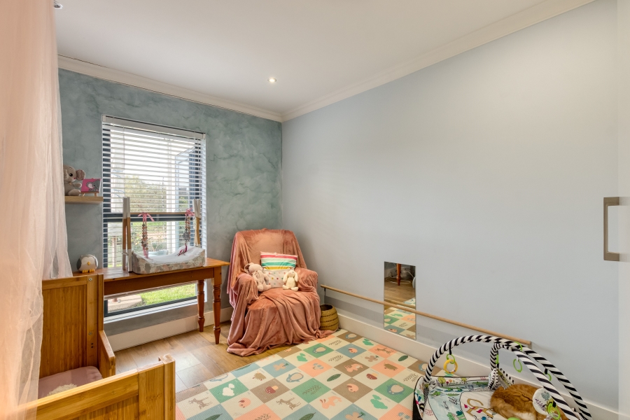 To Let 4 Bedroom Property for Rent in Aan de Wijnlanden Western Cape